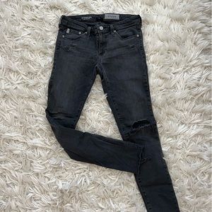 AG charcoal distressed Frey hem skinny Jean perfect condition unworn size 27R